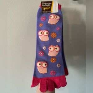 Pair of Fun Fashion Owl Toe Socks